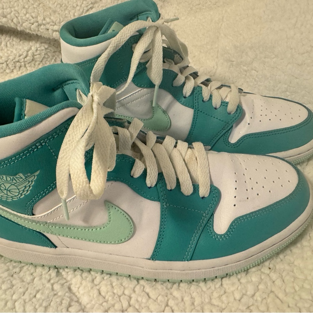 Air Jordan 1